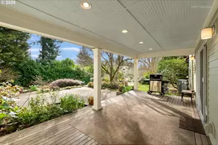 2600 SW Crestdale Dr, Portland, OR 97225 - Photo 25