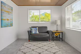 1875 W 18th Ave, Eugene, OR 97402 - Photo 5