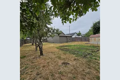 1875 W 18th Ave, Eugene, OR 97402 - Photo 31