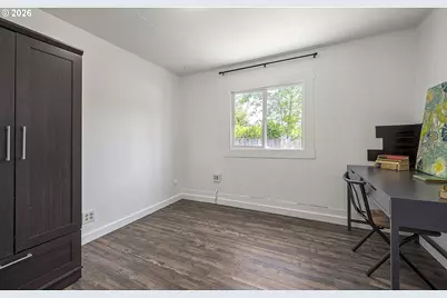 1875 W 18th Ave, Eugene, OR 97402 - Photo 11
