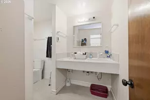 2296 Pierce St, Eugene, OR 97405 - Photo 13