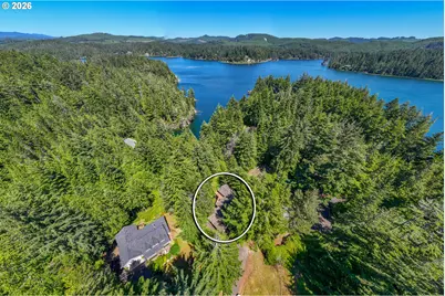 4995 Lake Dr, Florence, OR 97439 - Photo 9