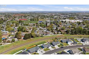 384 SW Cottonwood Dr, Hermiston, OR 97838 - Photo 29