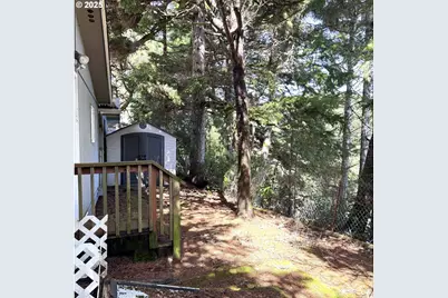 1601 Rhododendron Dr #695, Florence, OR 97439 - Photo 11