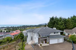 275 NE 71st Pl, Newport, OR 97365 - Photo 1