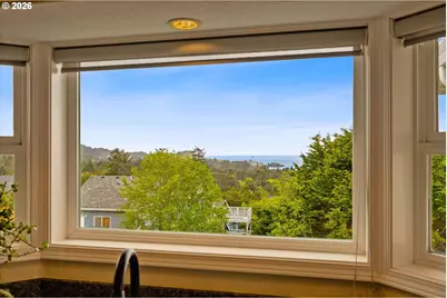 275 NE 71st Pl, Newport, OR 97365 - Photo 17