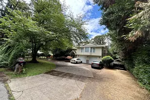 1124 SE River Forest Rd, Milwaukie, OR 97267 - Photo 3