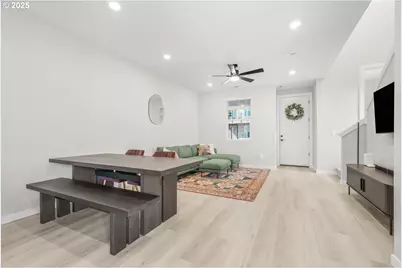 8069 SE Orion Ln, Hillsboro, OR 97123 - Photo 7