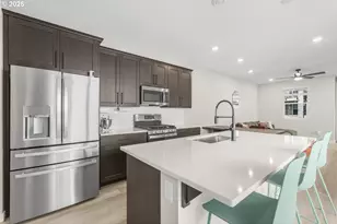 8069 SE Orion Ln, Hillsboro, OR 97123 - Photo 9