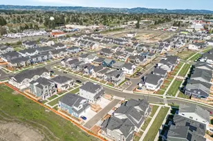 8069 SE Orion Ln, Hillsboro, OR 97123 - Photo 15