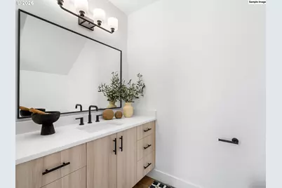 9217 N Seneca St, Portland, OR 97203 - Photo 7