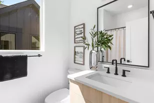 9217 N Seneca St, Portland, OR 97203 - Photo 9