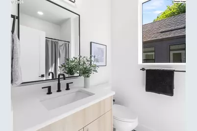 9217 N Seneca St, Portland, OR 97203 - Photo 11