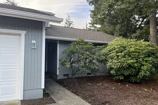 2040 11th St, Florence, OR 97439 - Photo 5