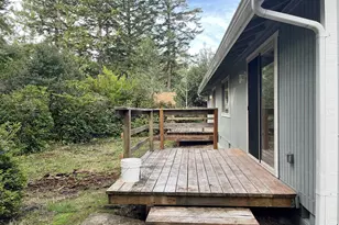 2040 11th St, Florence, OR 97439 - Photo 35