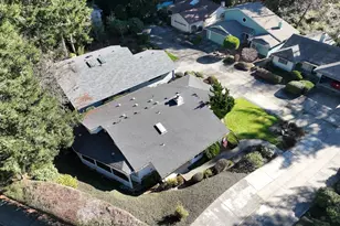 1389 Glenwood Dr, Brookings, OR 97415 - Photo 3