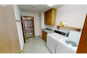 1389 Glenwood Dr, Brookings, OR 97415 - Photo 21