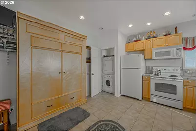 18 Pine Ln, Lakeside, OR 97449 - Photo 11