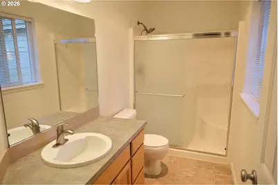 2412 NW Meadows Dr, McMinnville, OR 97128 - Photo 29