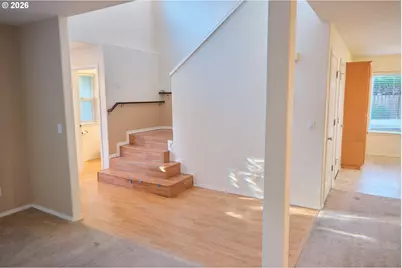 2412 NW Meadows Dr, McMinnville, OR 97128 - Photo 3