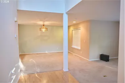 2412 NW Meadows Dr, McMinnville, OR 97128 - Photo 5