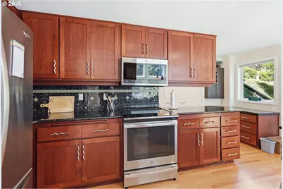 721 Brookside Dr, Eugene, OR 97405 - Photo 19