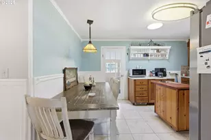 80107 Pioneer St, Tygh Valley, OR 97063 - Photo 13