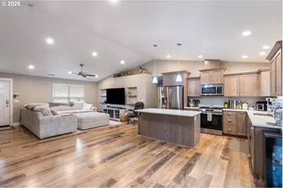 645 SE Garden Way Dr, Winston, OR 97496 - Photo 19