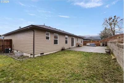 645 SE Garden Way Dr, Winston, OR 97496 - Photo 41