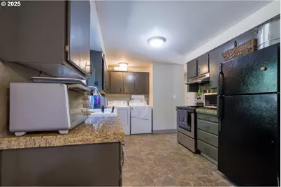 7012 Louisiana Dr, Vancouver, WA 98664 - Photo 11