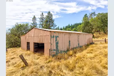 900 Mulberry Ln, Roseburg, OR 97471 - Photo 45