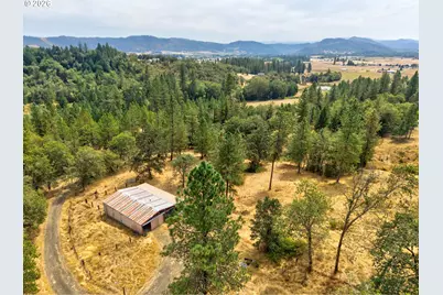 900 Mulberry Ln, Roseburg, OR 97471 - Photo 41