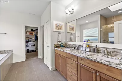 160 Windy River Rd, Kalama, WA 98625 - Photo 17