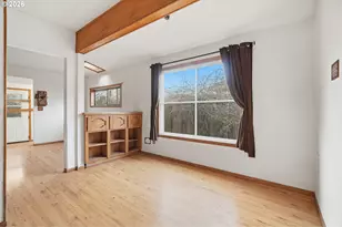 7453 N Stockton Ave, Portland, OR 97203 - Photo 9