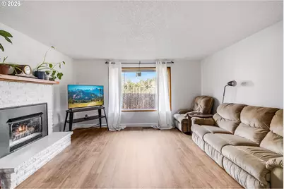 310 NE 170th Ave, Portland, OR 97230 - Photo 5