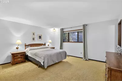 10538 SE 96th Ave, Happy Valley, OR 97086 - Photo 13