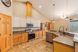 52365 NW Scofield Rd, Buxton, OR 97109 - Photo 19