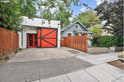 2817 NE Weidler St, Portland, OR 97232 - Photo 23