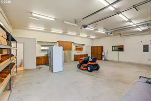 35865 Riverside Dr, Albany, OR 97321 - Photo 31