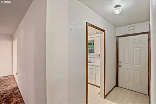 35865 Riverside Dr, Albany, OR 97321 - Photo 5