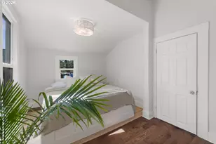 226 N Page St, Portland, OR 97227 - Photo 17