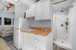 226 N Page St, Portland, OR 97227 - Photo 35