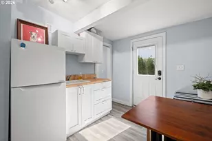 226 N Page St, Portland, OR 97227 - Photo 35