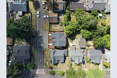 5965 NE Hancock St, Portland, OR 97213 - Photo 17