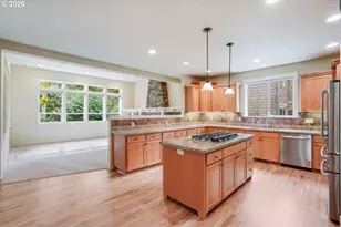 10956 SW Bretton Ct, Tigard, OR 97224 - Photo 5