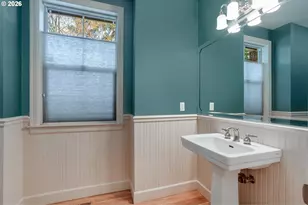 10956 SW Bretton Ct, Tigard, OR 97224 - Photo 3