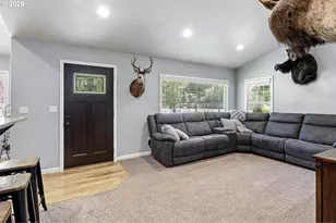 1462 Schad Rd, Elkton, OR 97436 - Photo 21