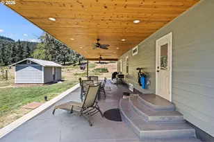 1462 Schad Rd, Elkton, OR 97436 - Photo 9