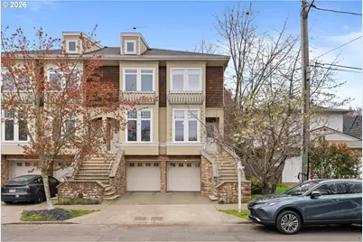 723 NE Tillamook St, Portland, OR 97212 - Photo 1