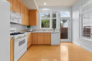 723 NE Tillamook St, Portland, OR 97212 - Photo 15